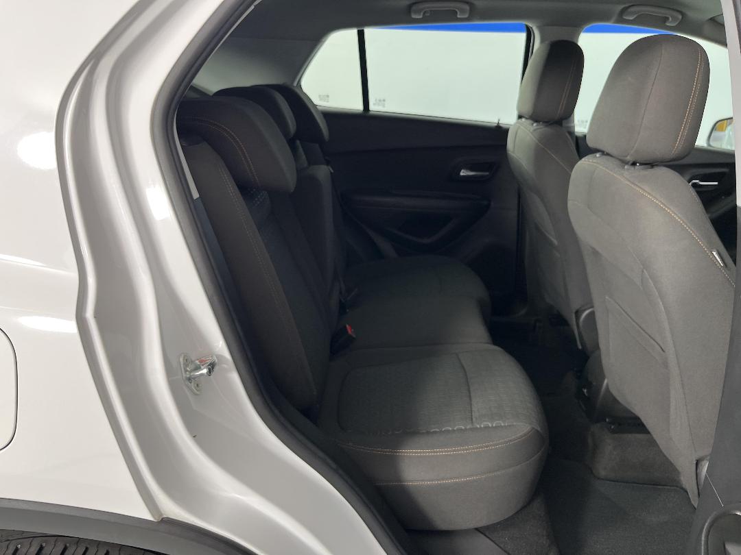 Photo '20' of Holden Trax