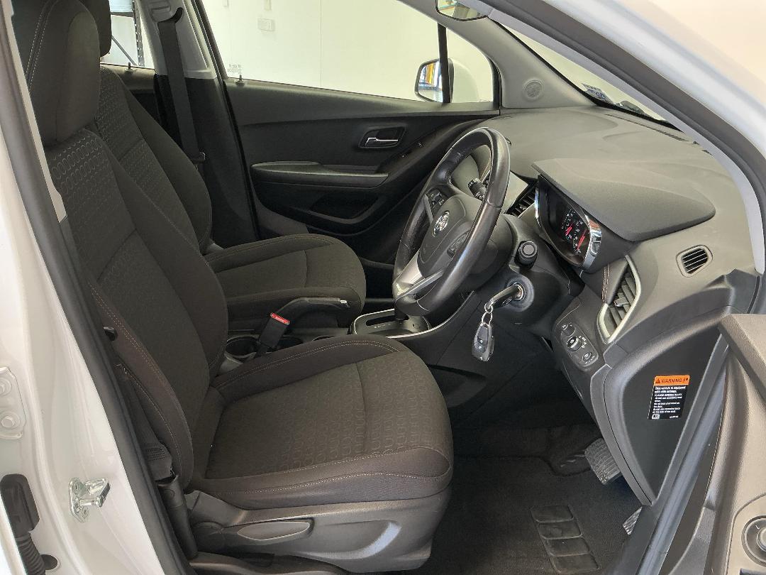 Photo '16' of Holden Trax