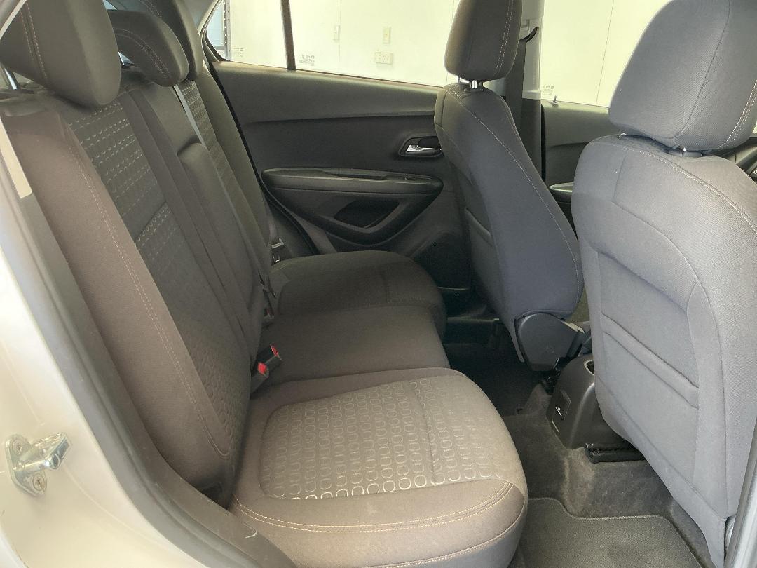 Photo '20' of Holden Trax