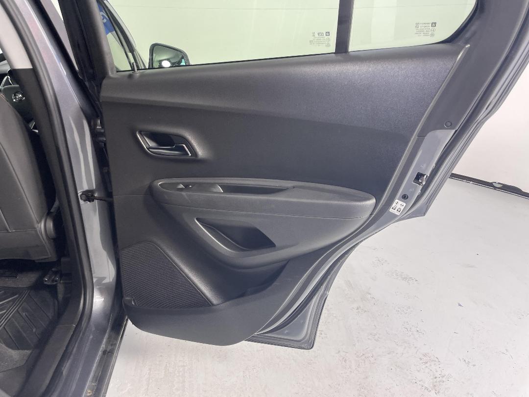 Photo '19' of Holden Trax Photo '19' of Holden Trax