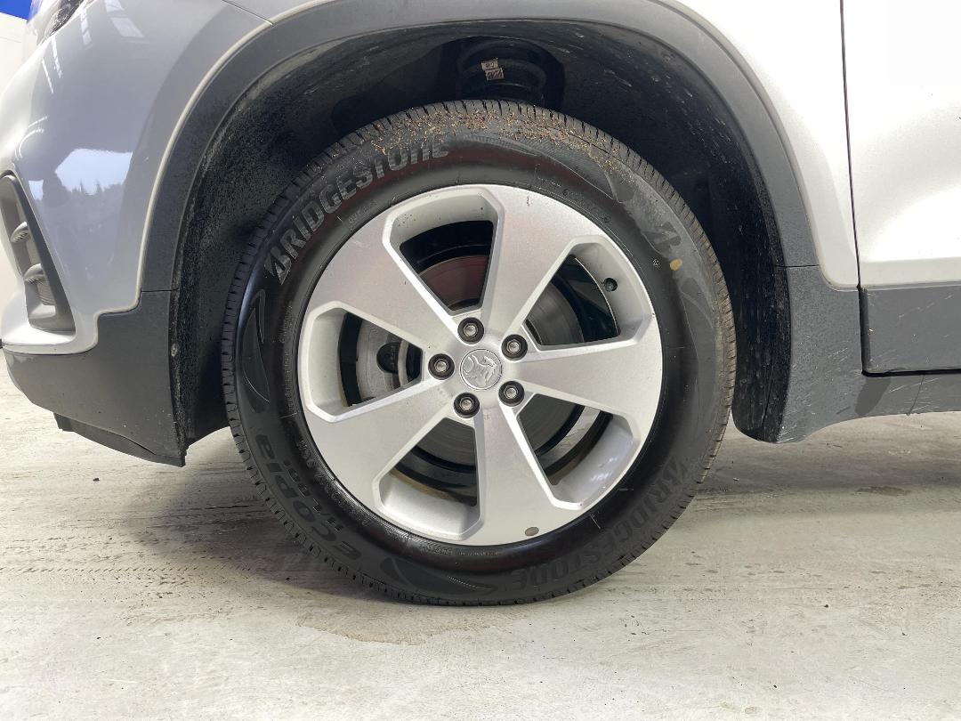 Photo '10' of Holden Trax