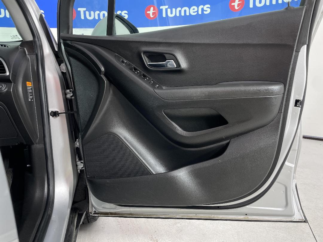 Photo '15' of Holden Trax