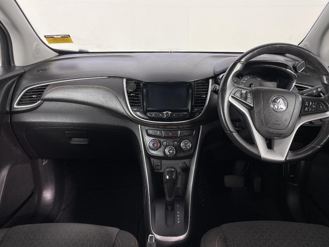 Photo '17' of Holden Trax