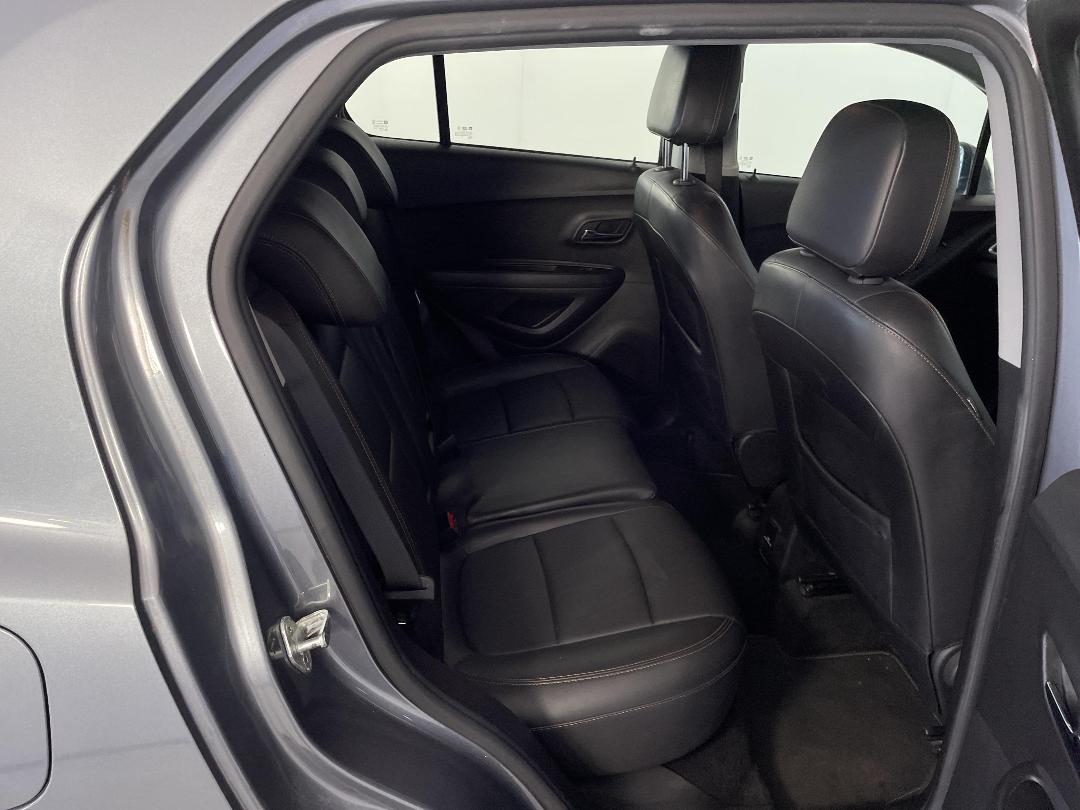 Photo '20' of Holden Trax Photo '20' of Holden Trax