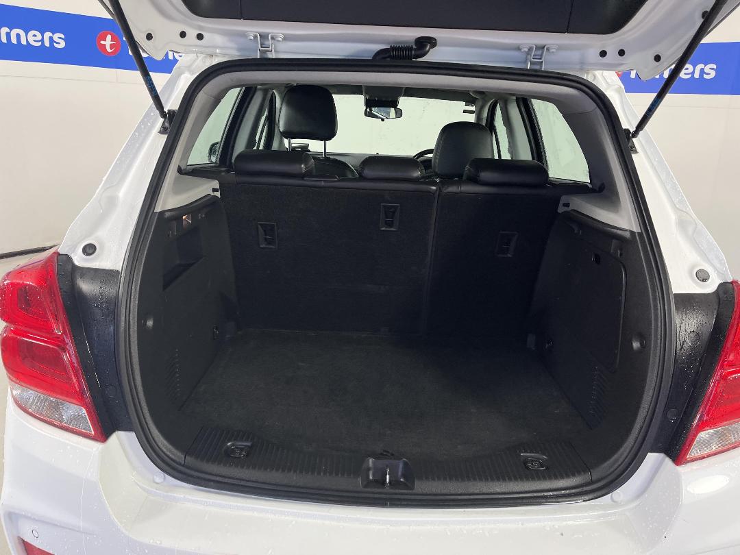 Photo '14' of Holden Trax