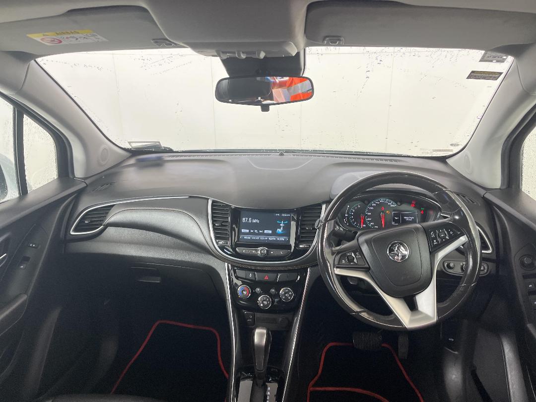 Photo '17' of Holden Trax