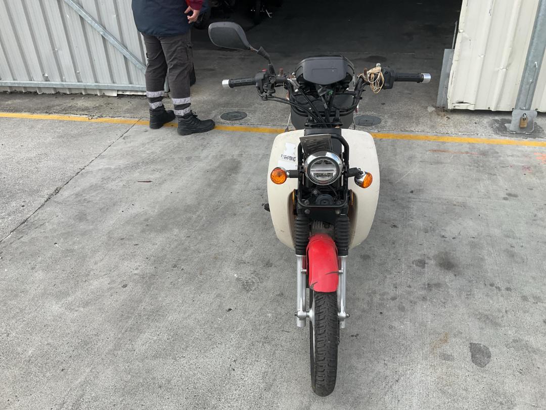 Photo '3' of Honda C 110X Photo '3' of Honda C 110X