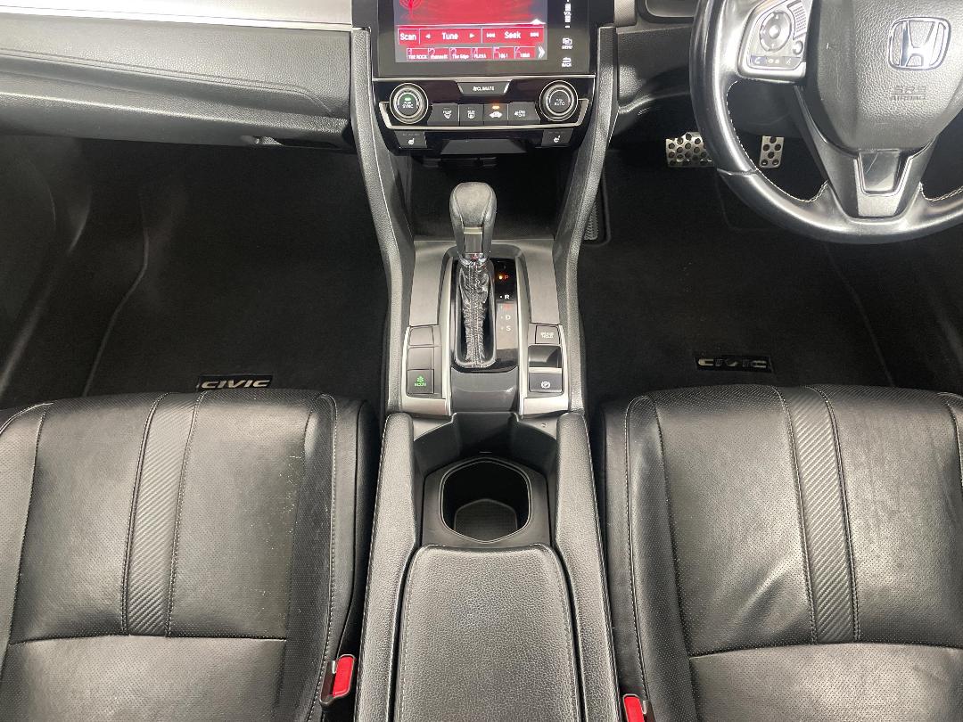 Photo '18' of Honda Civic