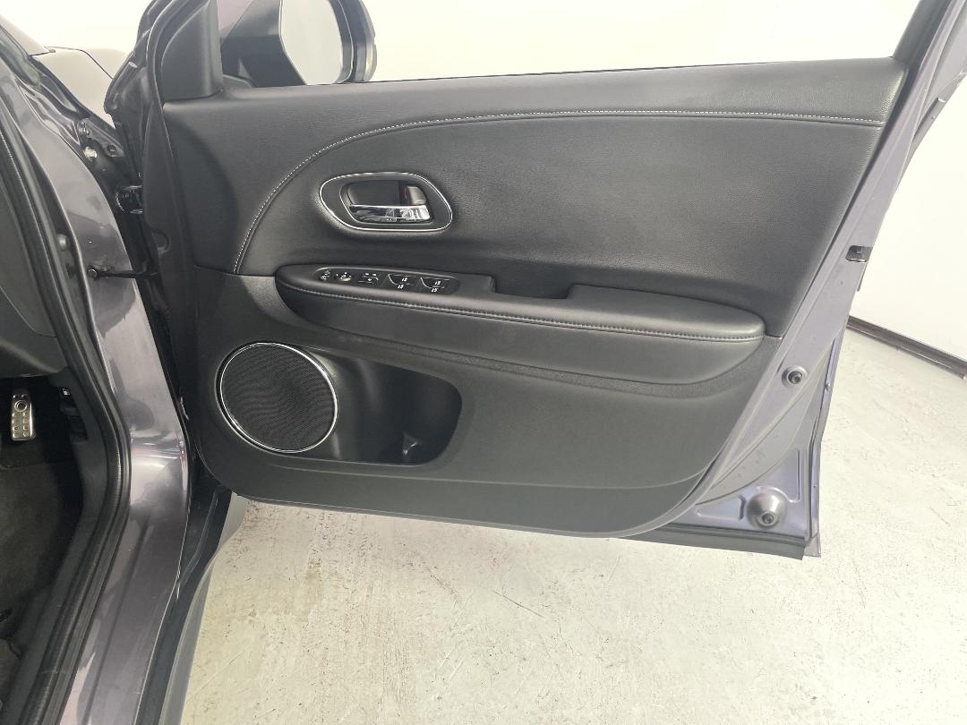 Photo '15' of Honda HR-V Photo '15' of Honda HR-V