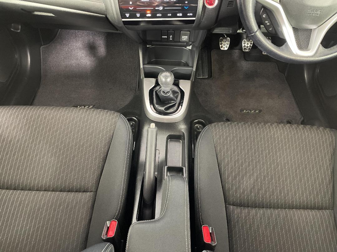 Photo '18' of Honda Jazz Photo '18' of Honda Jazz