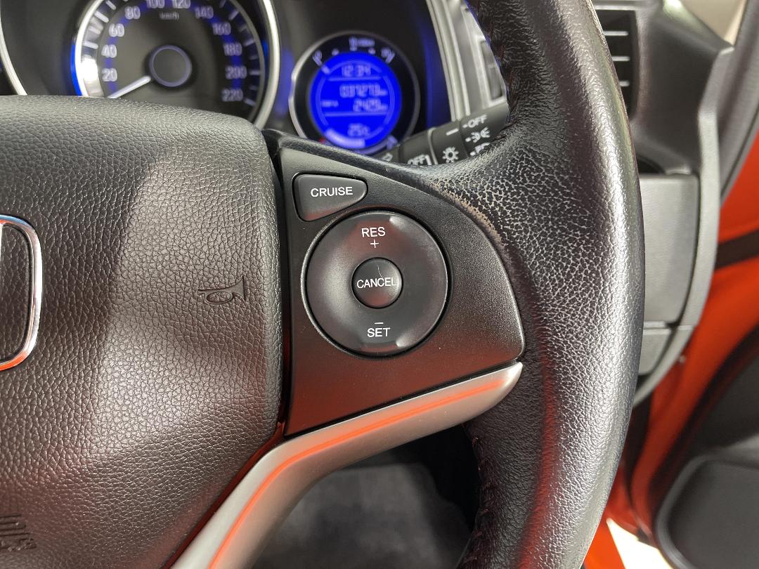 Photo '24' of Honda Jazz Photo '24' of Honda Jazz