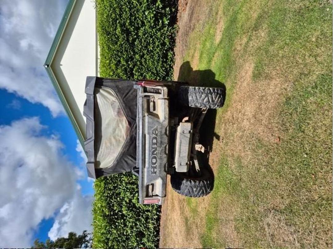 Photo '5' of Honda Pioneer SXS1000 Photo '5' of Honda Pioneer SXS1000