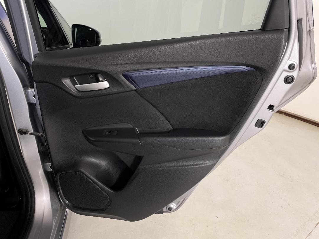 Photo '19' of Honda Shuttle