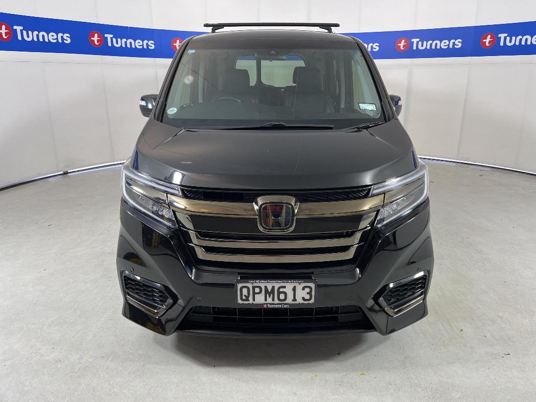 Photo '2' of Honda Stepwgn