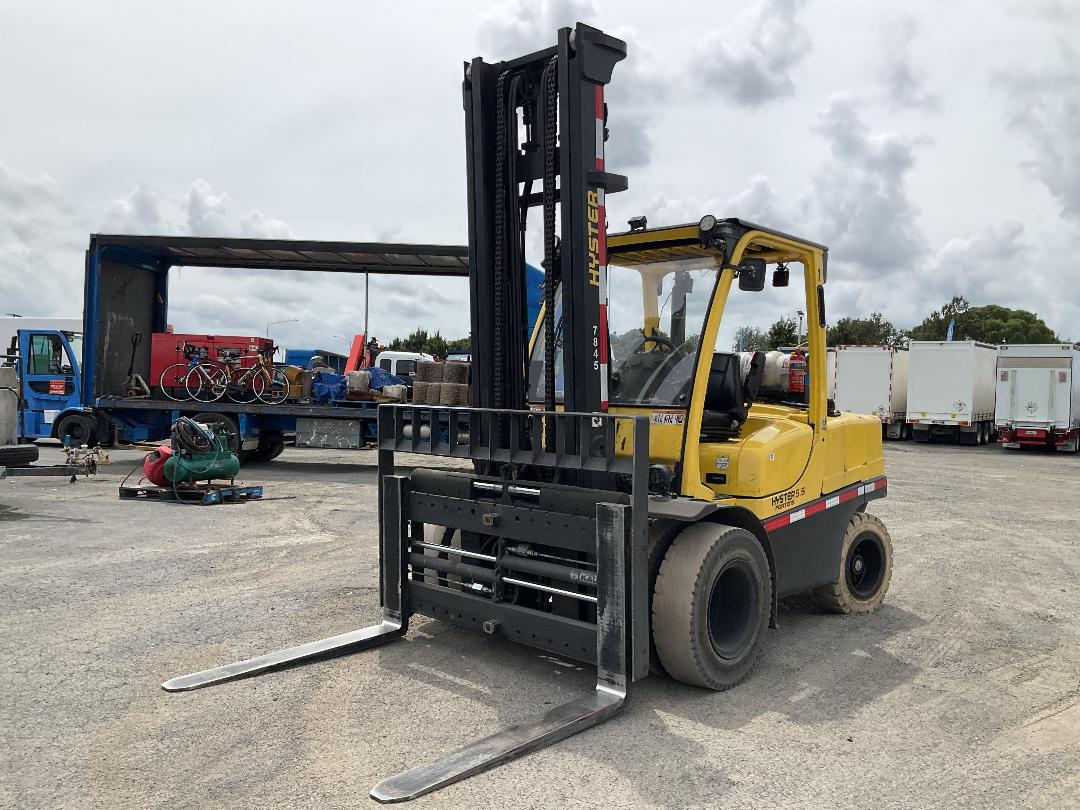 Photo '9' of Hyster H5.5 Forklift