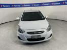 Thumbnail '2' of Hyundai Accent