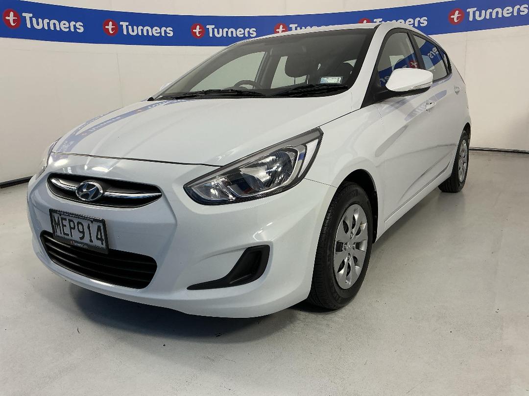 Photo '4' of Hyundai Accent