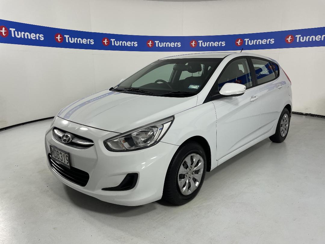 Photo '4' of Hyundai Accent