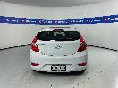 Thumbnail '6' of Hyundai Accent