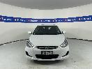 Thumbnail '2' of Hyundai Accent