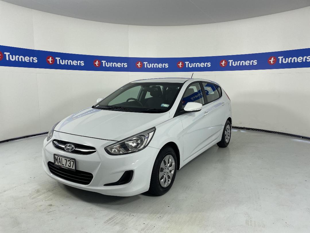 Photo '4' of Hyundai Accent