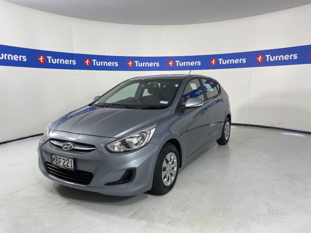 Photo '4' of Hyundai Accent