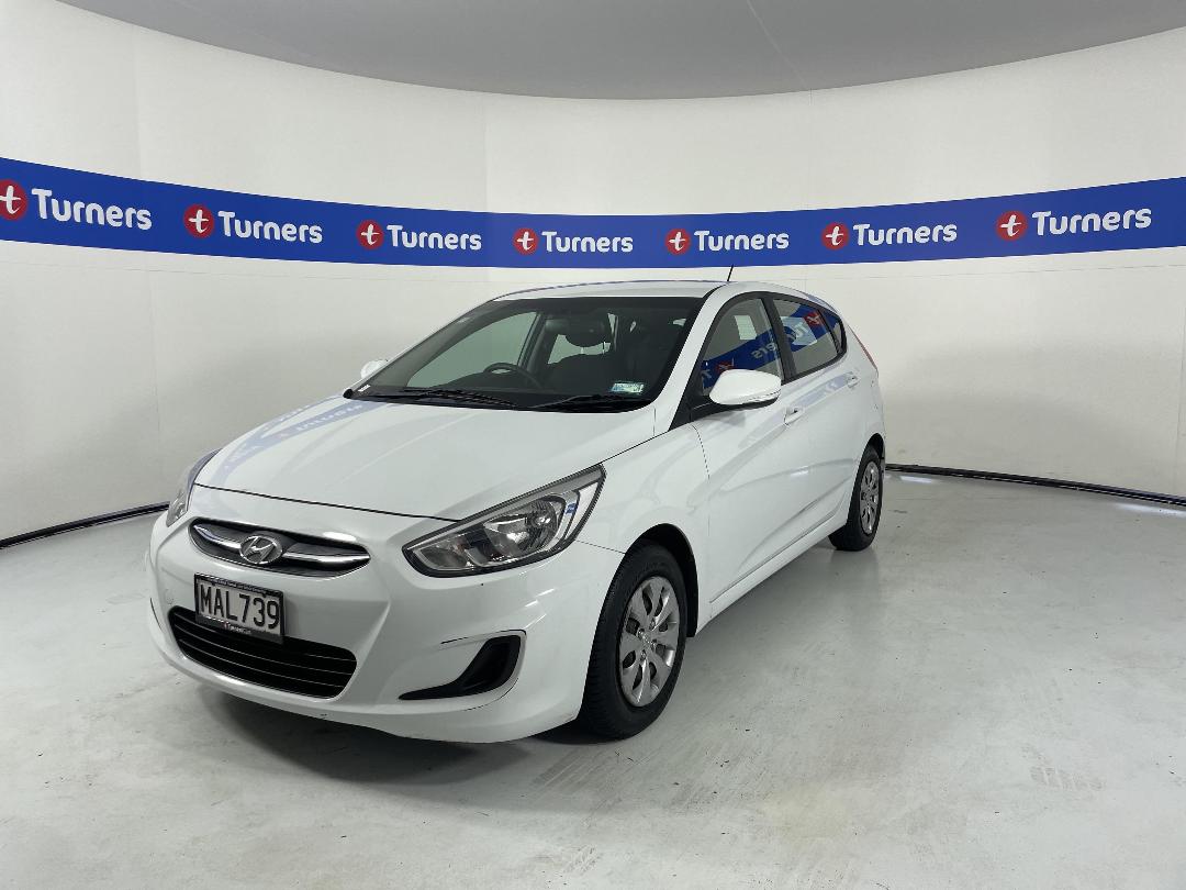 Photo '4' of Hyundai Accent