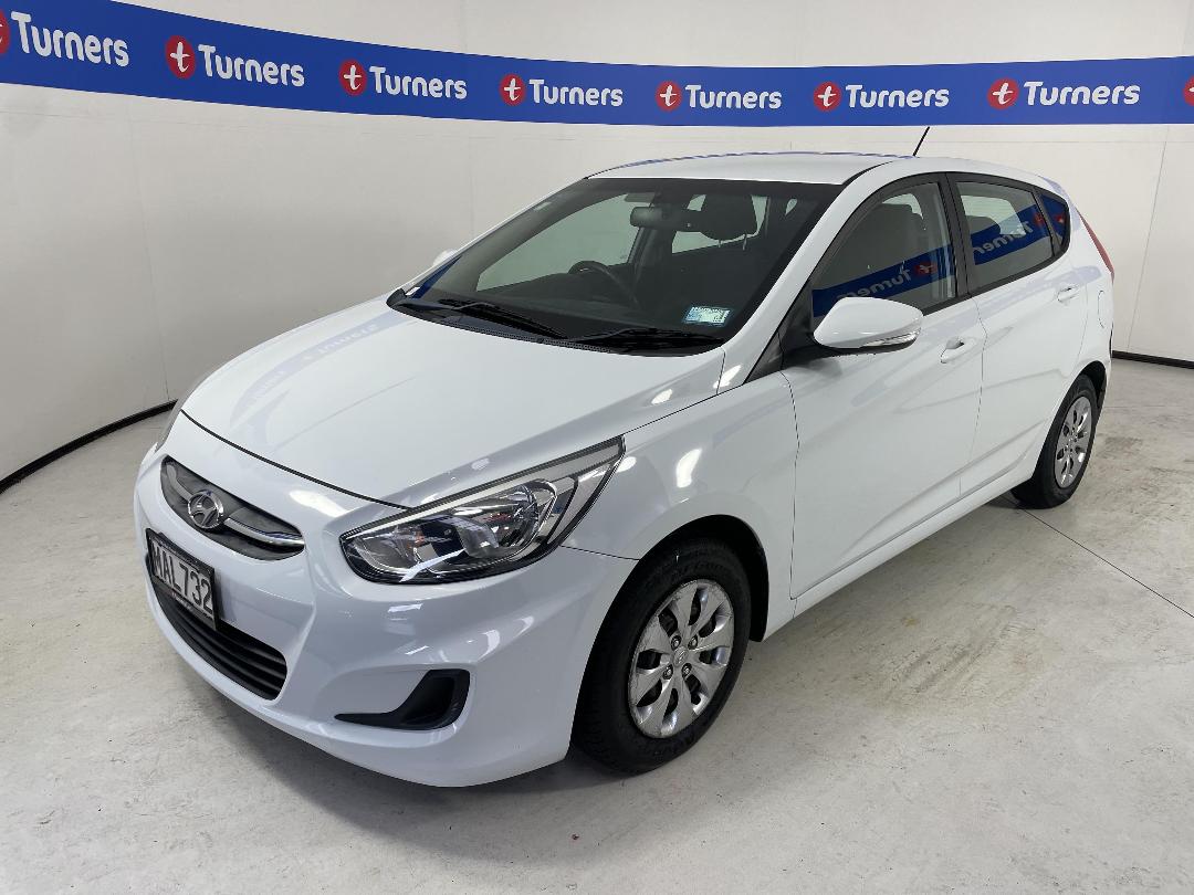 Photo '4' of Hyundai Accent