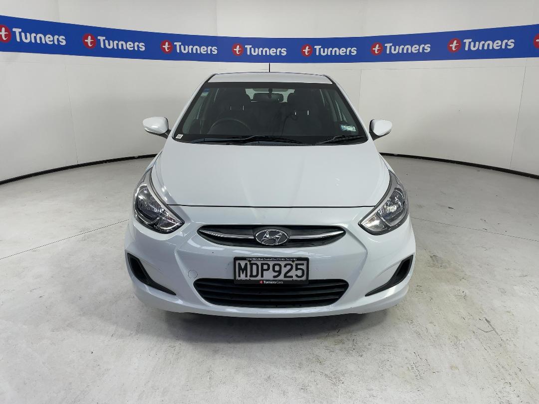 Photo '2' of Hyundai Accent