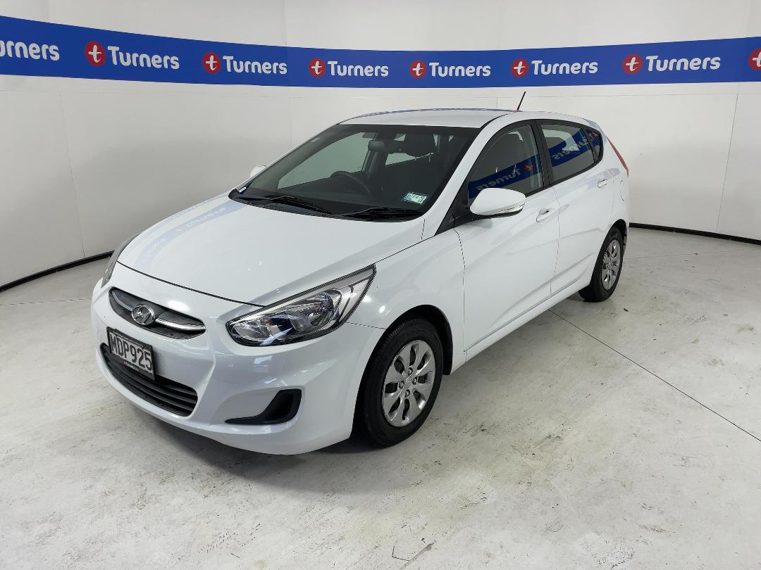 Photo '4' of Hyundai Accent