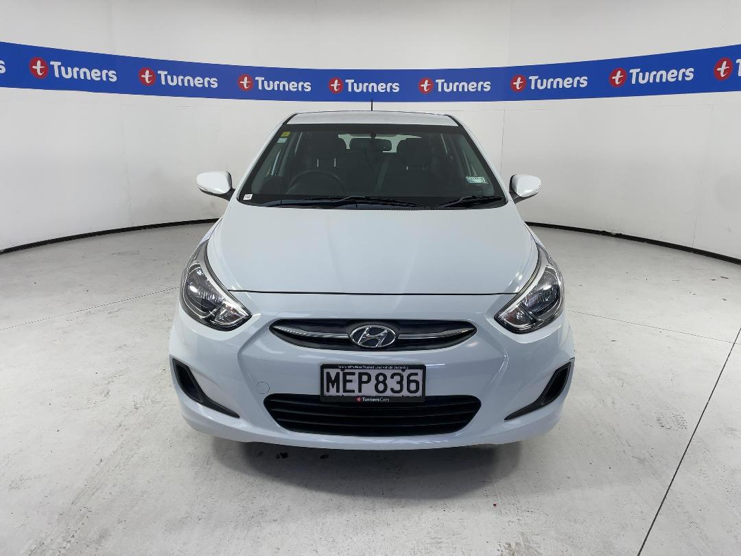 Photo '2' of Hyundai Accent