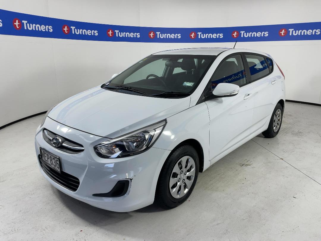 Photo '4' of Hyundai Accent