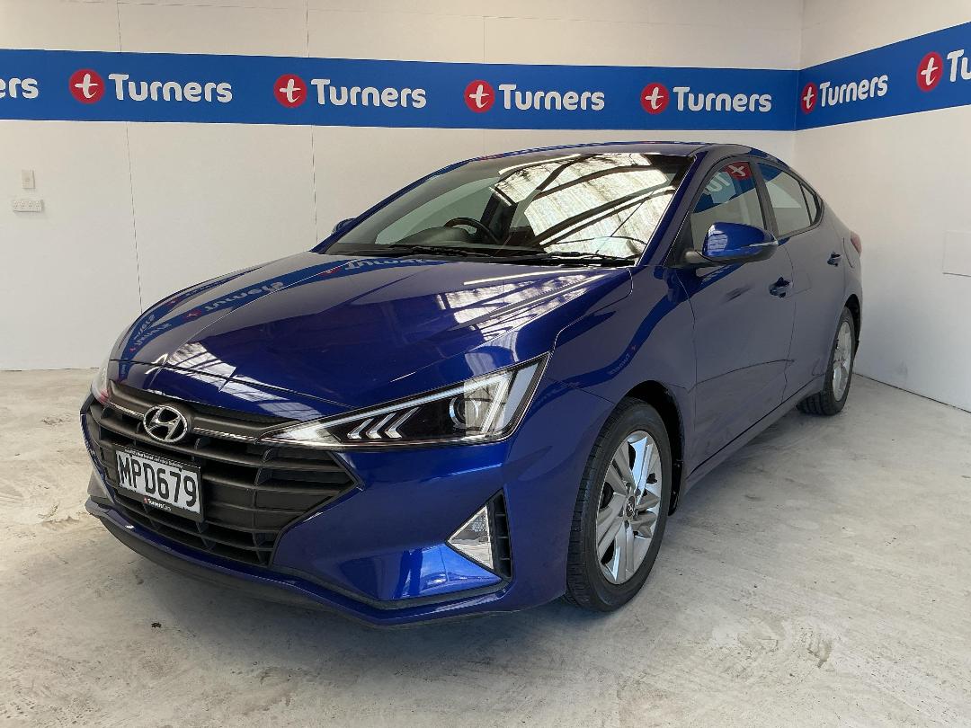 Photo '4' of Hyundai Elantra