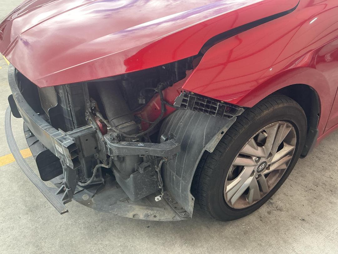 Photo '22' of Hyundai Elantra PE