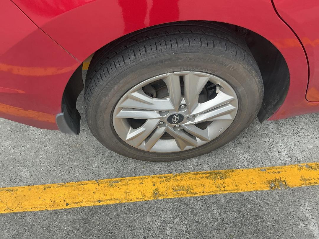 Photo '26' of Hyundai Elantra PE