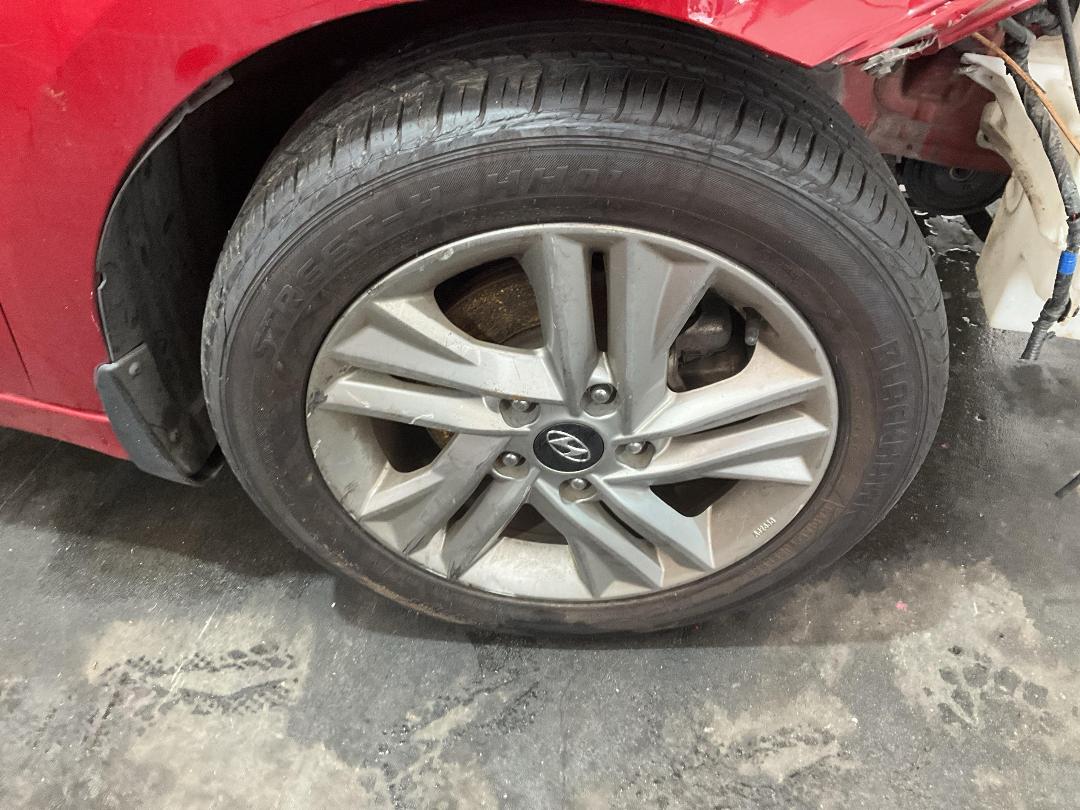 Photo '12' of Hyundai Elantra PE