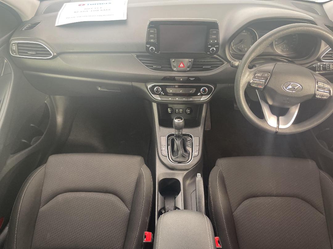 Photo '18' of Hyundai I30 Photo '18' of Hyundai I30