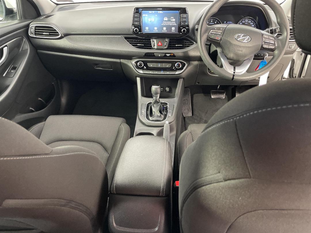 Photo '17' of Hyundai I30