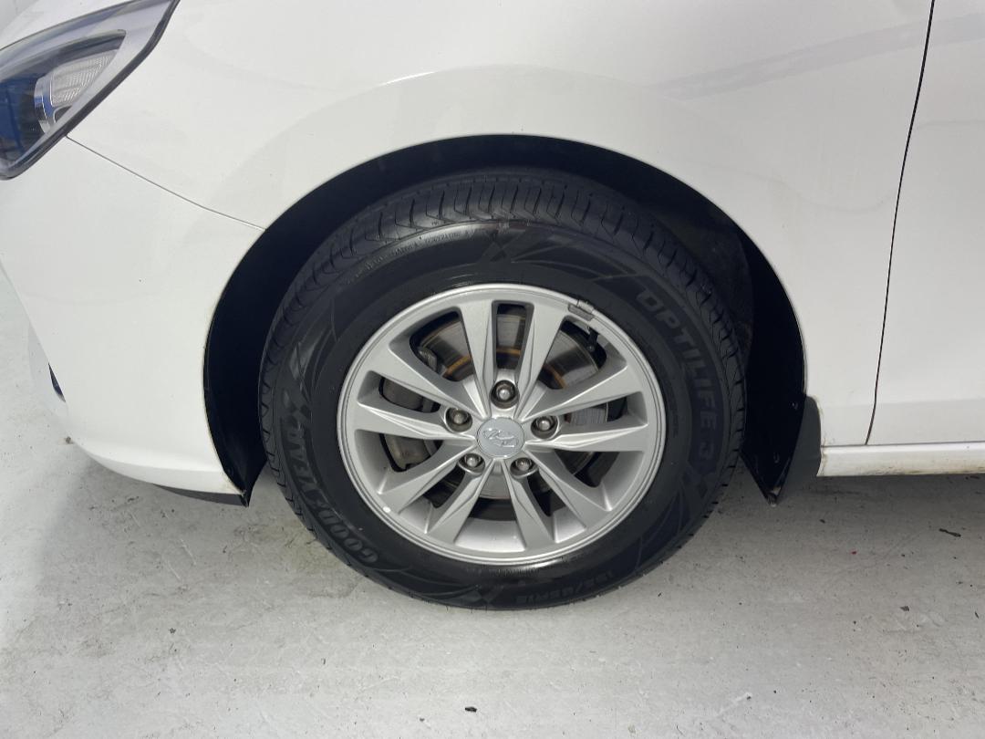 Photo '10' of Hyundai I30