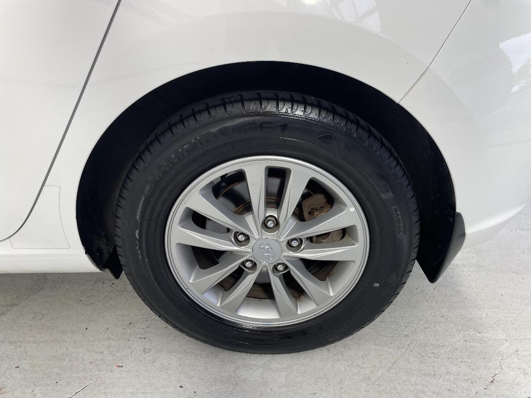 Photo '11' of Hyundai I30