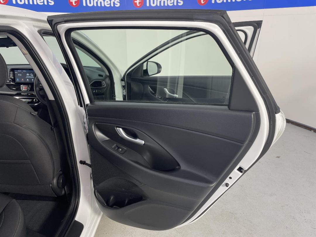 Photo '19' of Hyundai I30