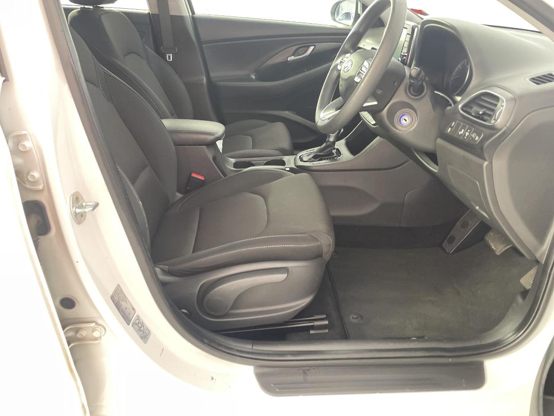 Photo '16' of Hyundai I30 Photo '16' of Hyundai I30