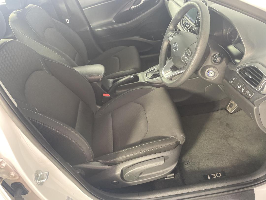 Photo '16' of Hyundai I30 Photo '16' of Hyundai I30