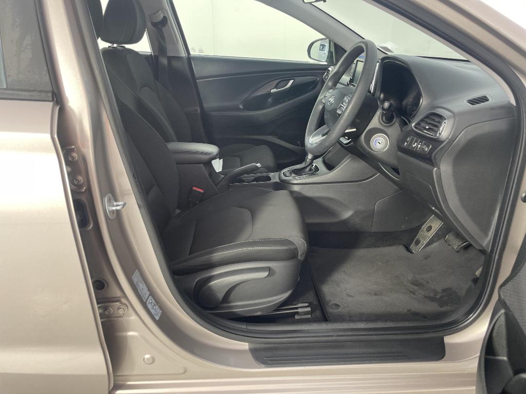 Photo '16' of Hyundai I30 Photo '16' of Hyundai I30