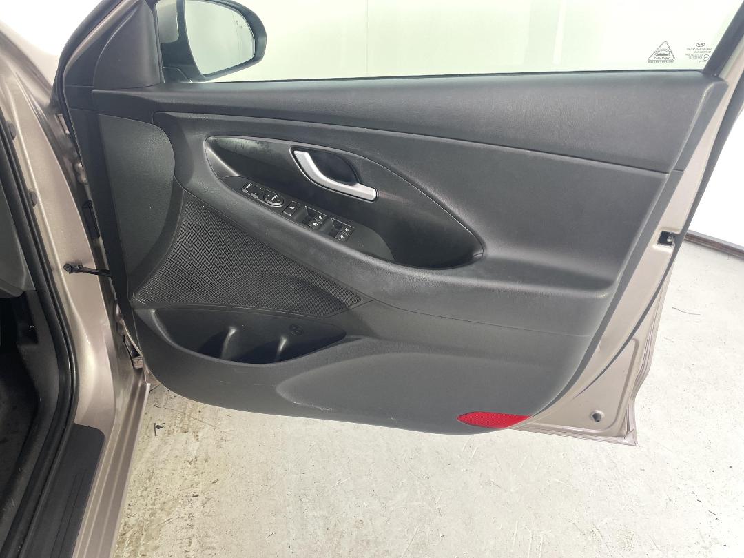 Photo '15' of Hyundai I30 Photo '15' of Hyundai I30