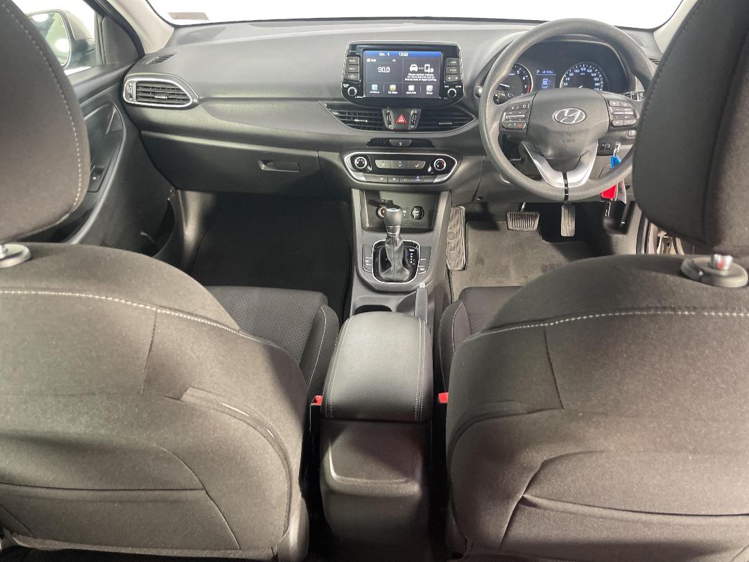 Photo '18' of Hyundai I30 Photo '18' of Hyundai I30