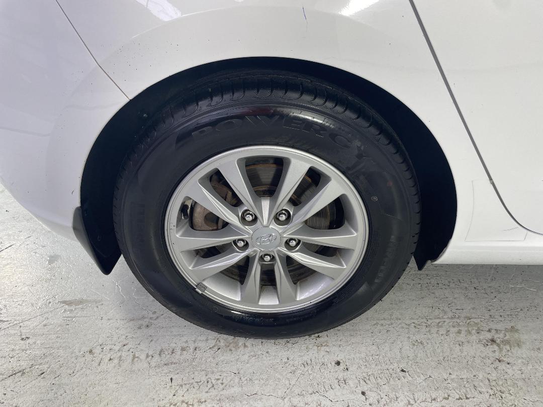 Photo '12' of Hyundai I30