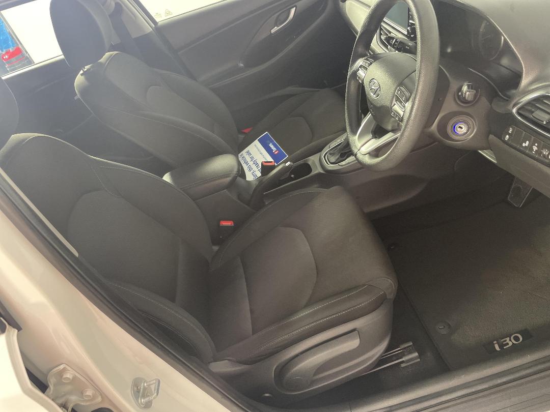 Photo '16' of Hyundai I30