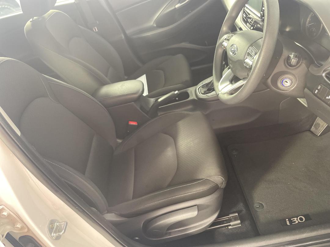 Photo '16' of Hyundai I30