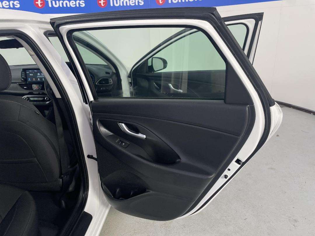 Photo '19' of Hyundai I30